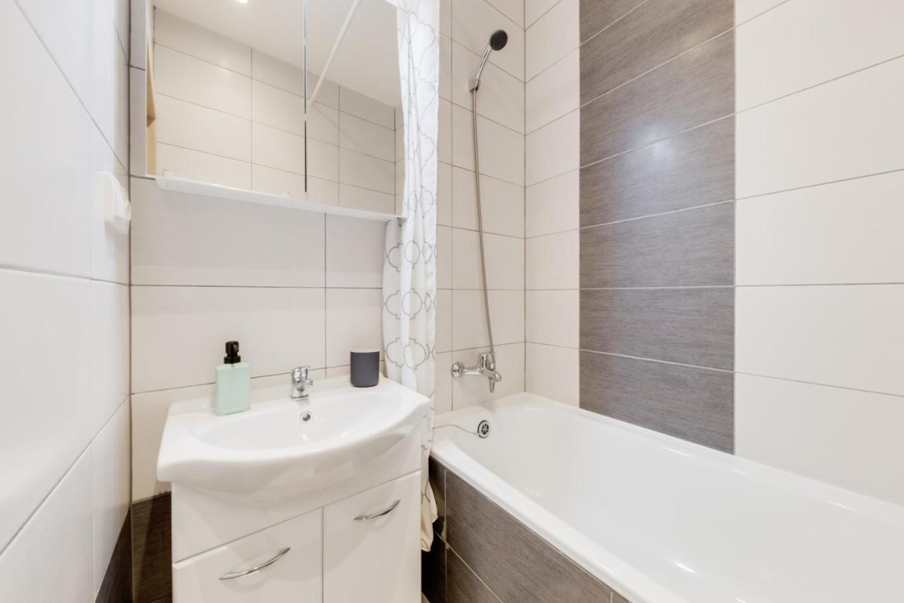 Stay Inn Apartments Naplavka 프라하 외부 사진